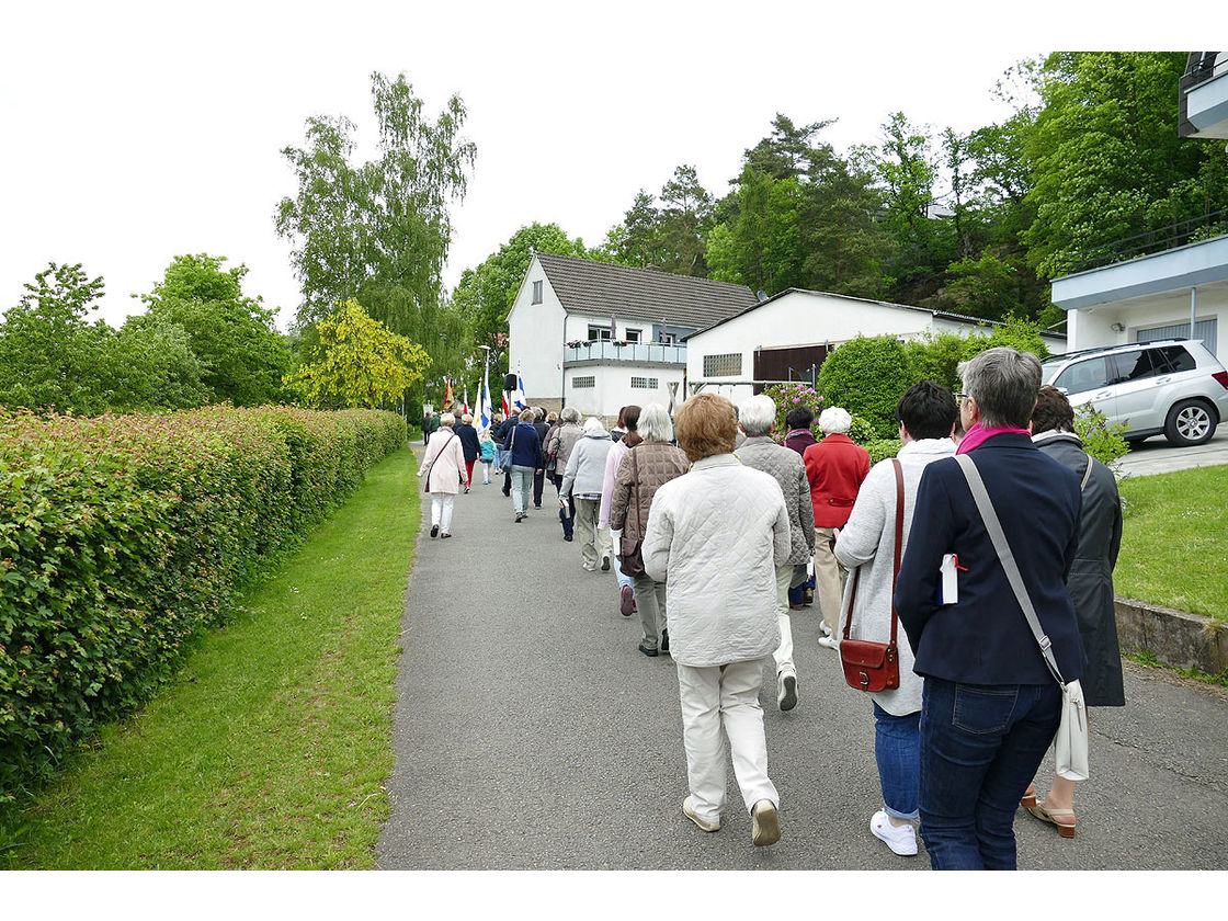 Bittprozession an Christi Himmelfahrt (Foto: Karl-Franz Thiede)